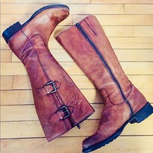 Clark’s knee high brown leather boots size 8